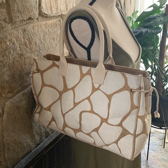 Nordstrom large tote NWT - Picture 3 of 9